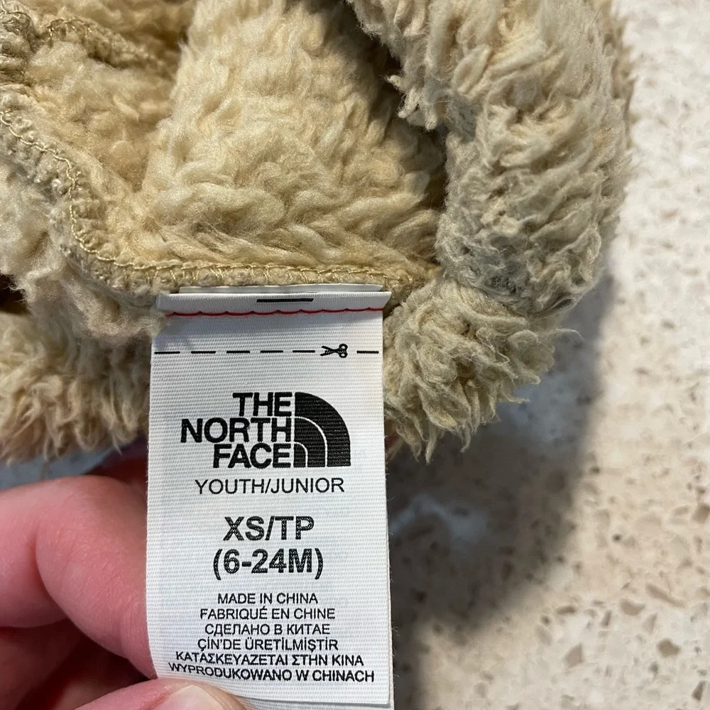 Baby north face winter hat - XS 6-24 months